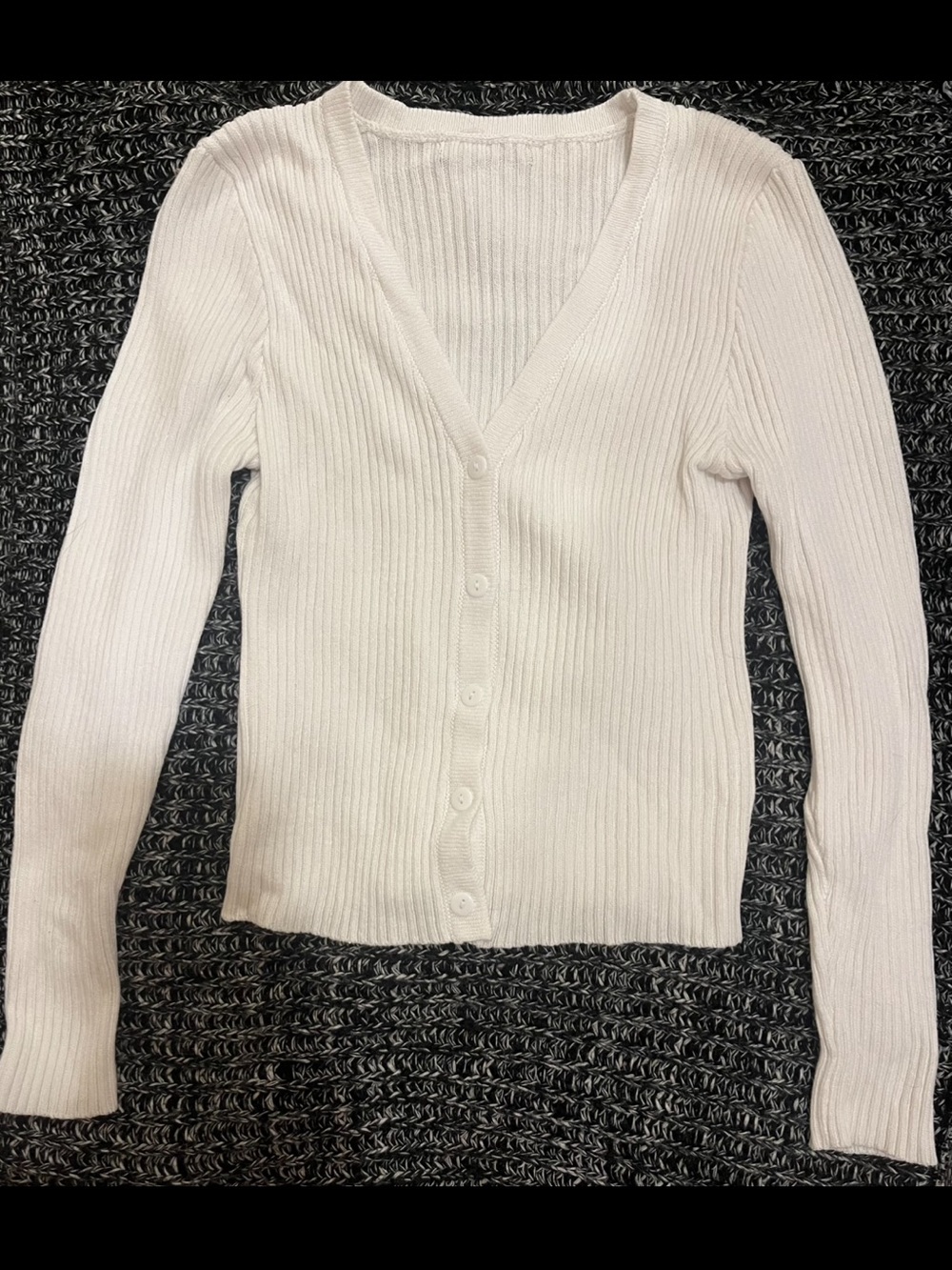 Women's Ribbed V-Neck Button-Front Sweater Cardigan - White